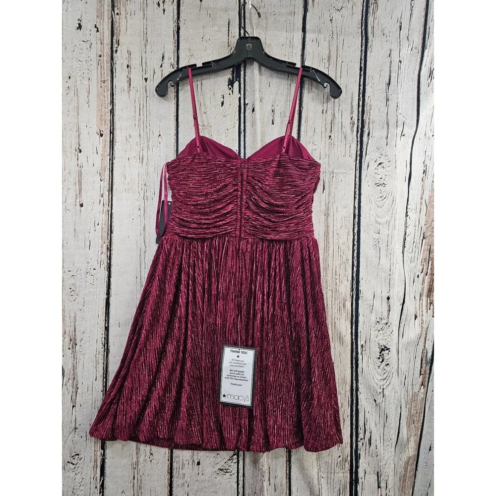 City Studio Dress Womens 9/10 Burgundy Metallic Pleated Fit Flare Party Mini New